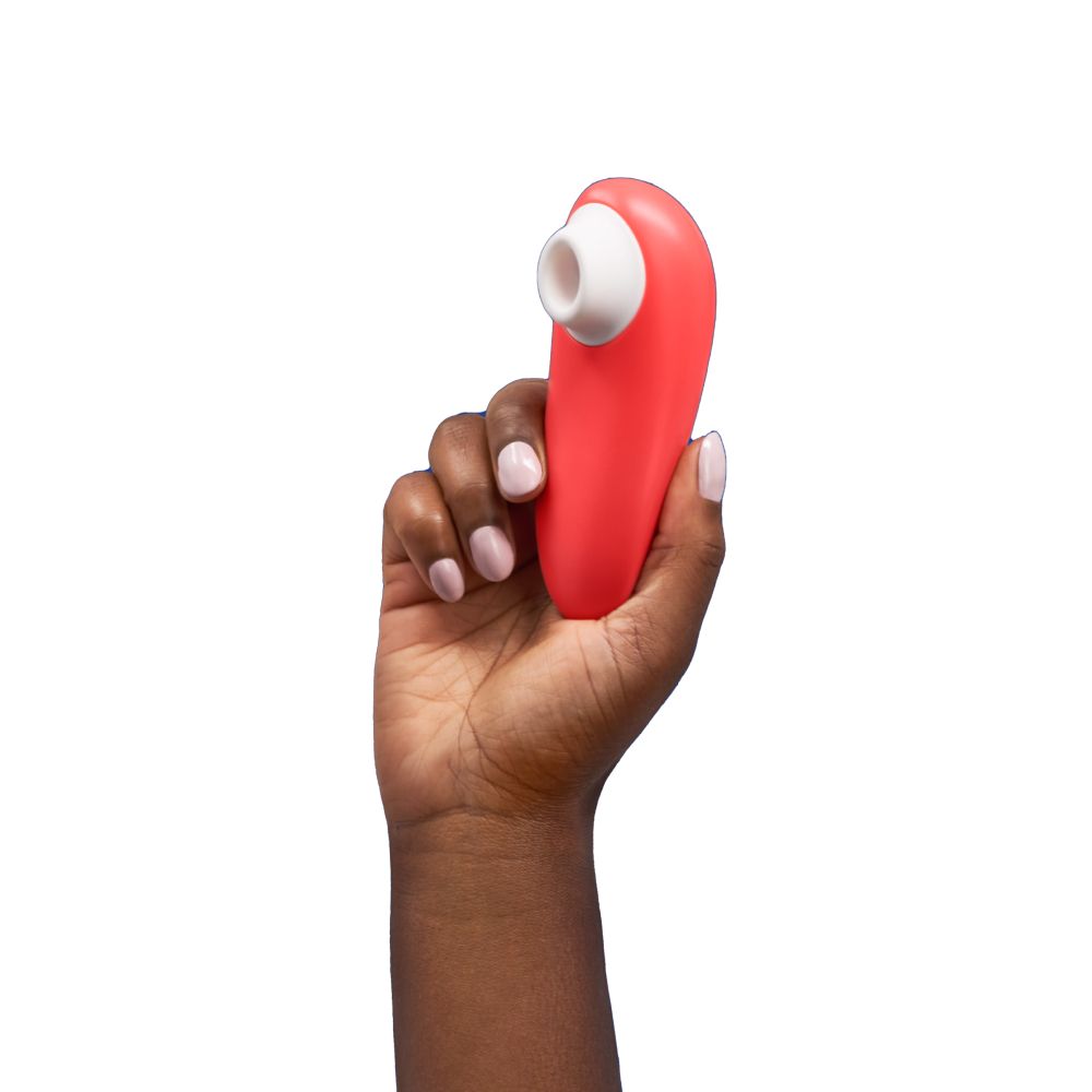 Womanizer Starlet 2 コーラルの手持ちサイズ