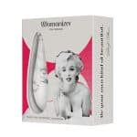 Womanizer Classic 2 Marilyn Monroe Editionの本体とパッケージ